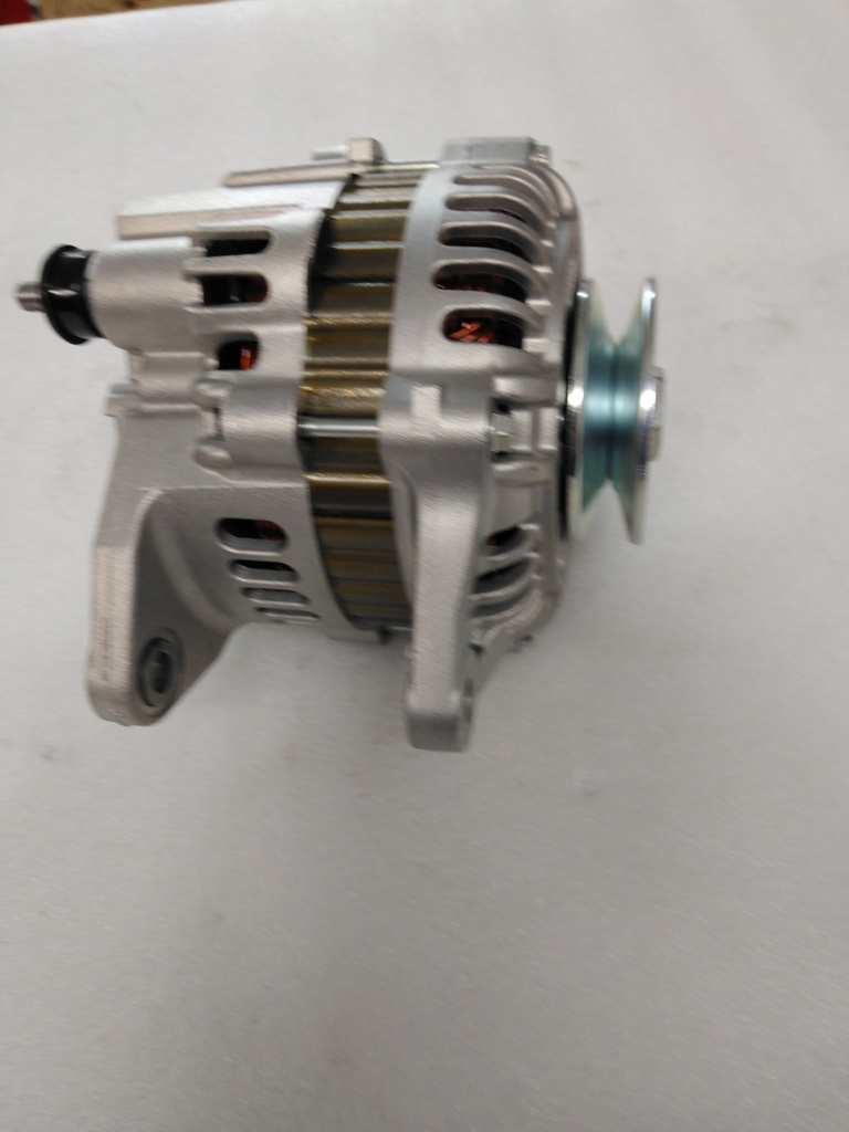 ALTERNATEUR 12V 100A