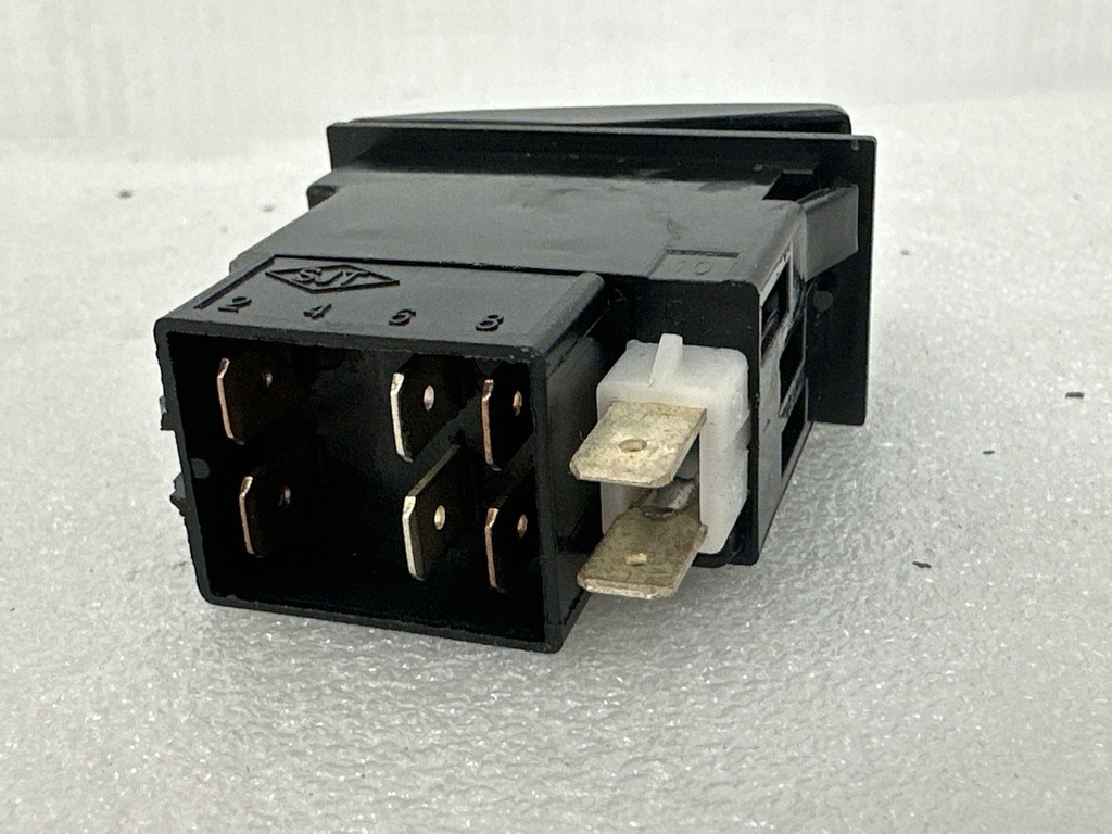 INTERRUPTEUR 2WD/4WD