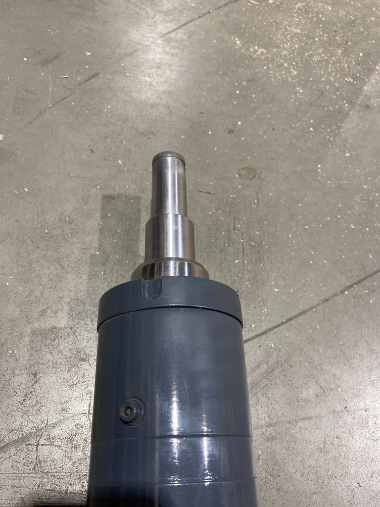 FRONT LIFT CYLINDER ZSM480