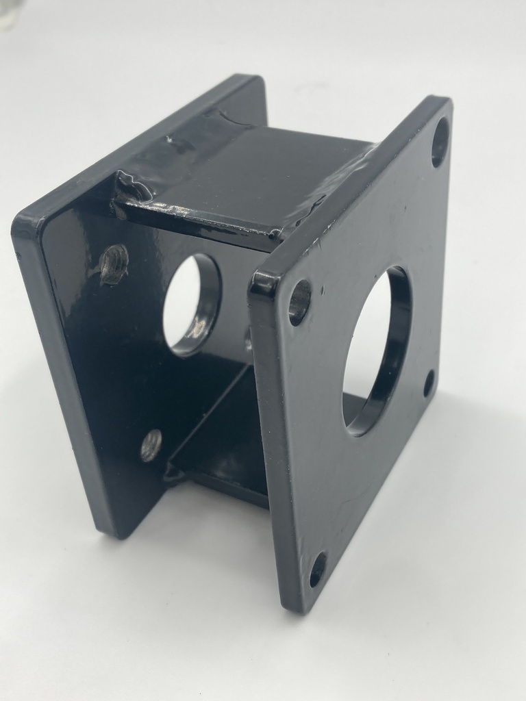 STEERING GEAR MOUNTING BRACKET