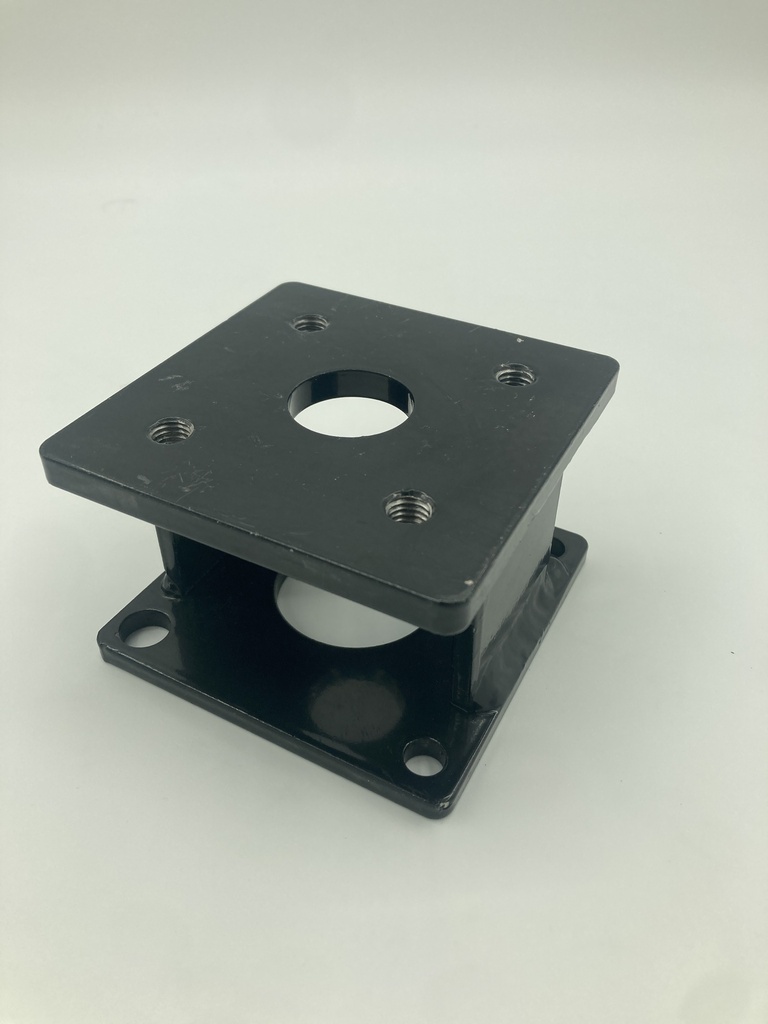 STEERING GEAR MOUNTING BRACKET