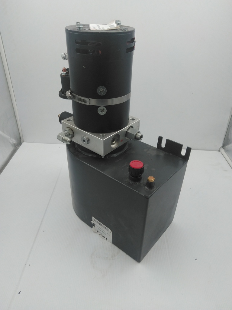 PUMP AND RESERVOIR ASSEMBLY