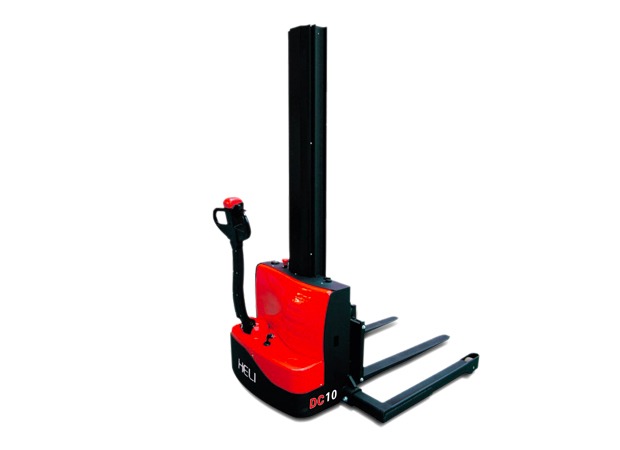2200lbs  straddle stacker